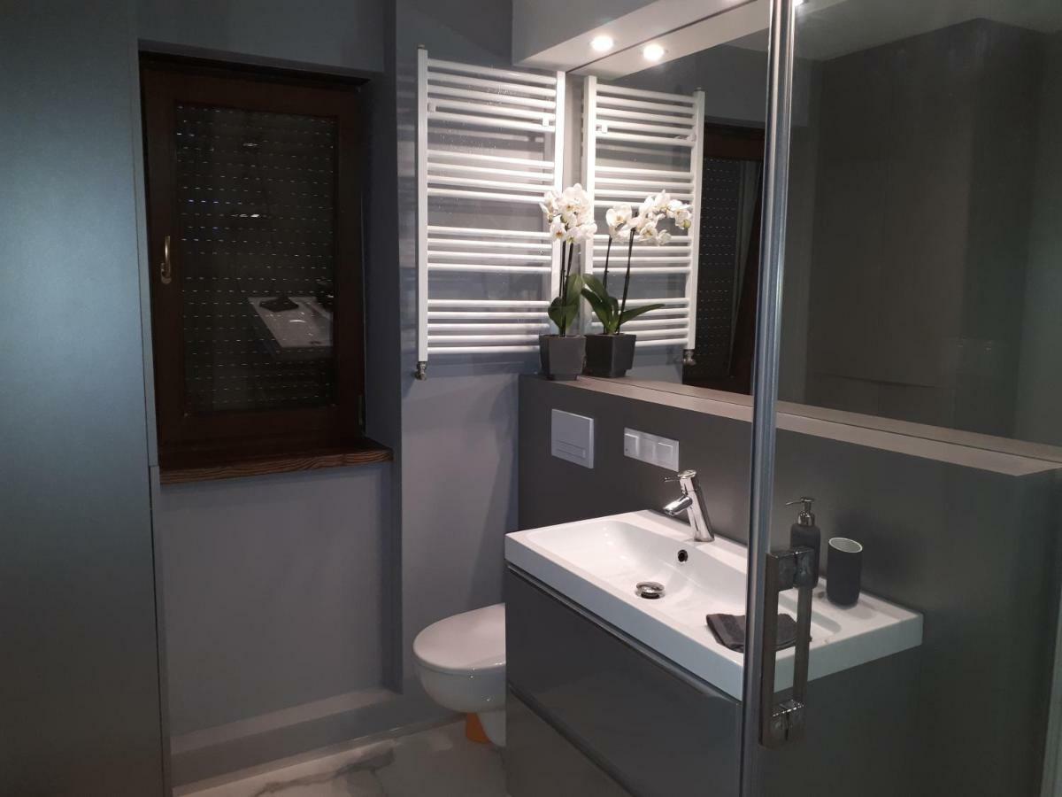 Apartamenty Centrum- Kochanowskiego -Dawniej Two-Bedroom Apartment Зелёна-Гура Экстерьер фото