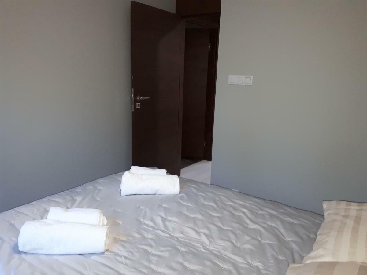 Apartamenty Centrum- Kochanowskiego -Dawniej Two-Bedroom Apartment Зелёна-Гура Экстерьер фото