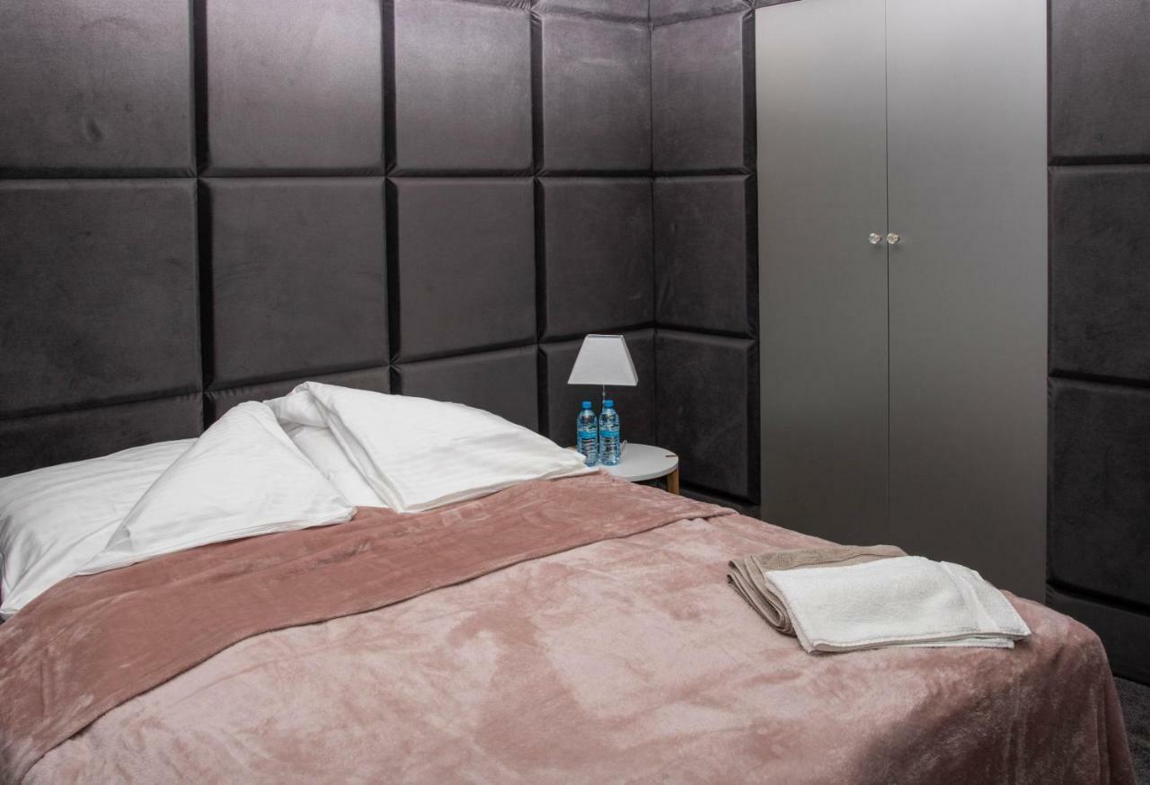 Apartamenty Centrum- Kochanowskiego -Dawniej Two-Bedroom Apartment Зелёна-Гура Экстерьер фото