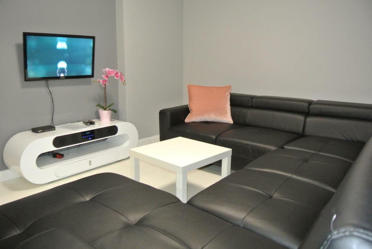 Apartamenty Centrum- Kochanowskiego -Dawniej Two-Bedroom Apartment Зелёна-Гура Экстерьер фото